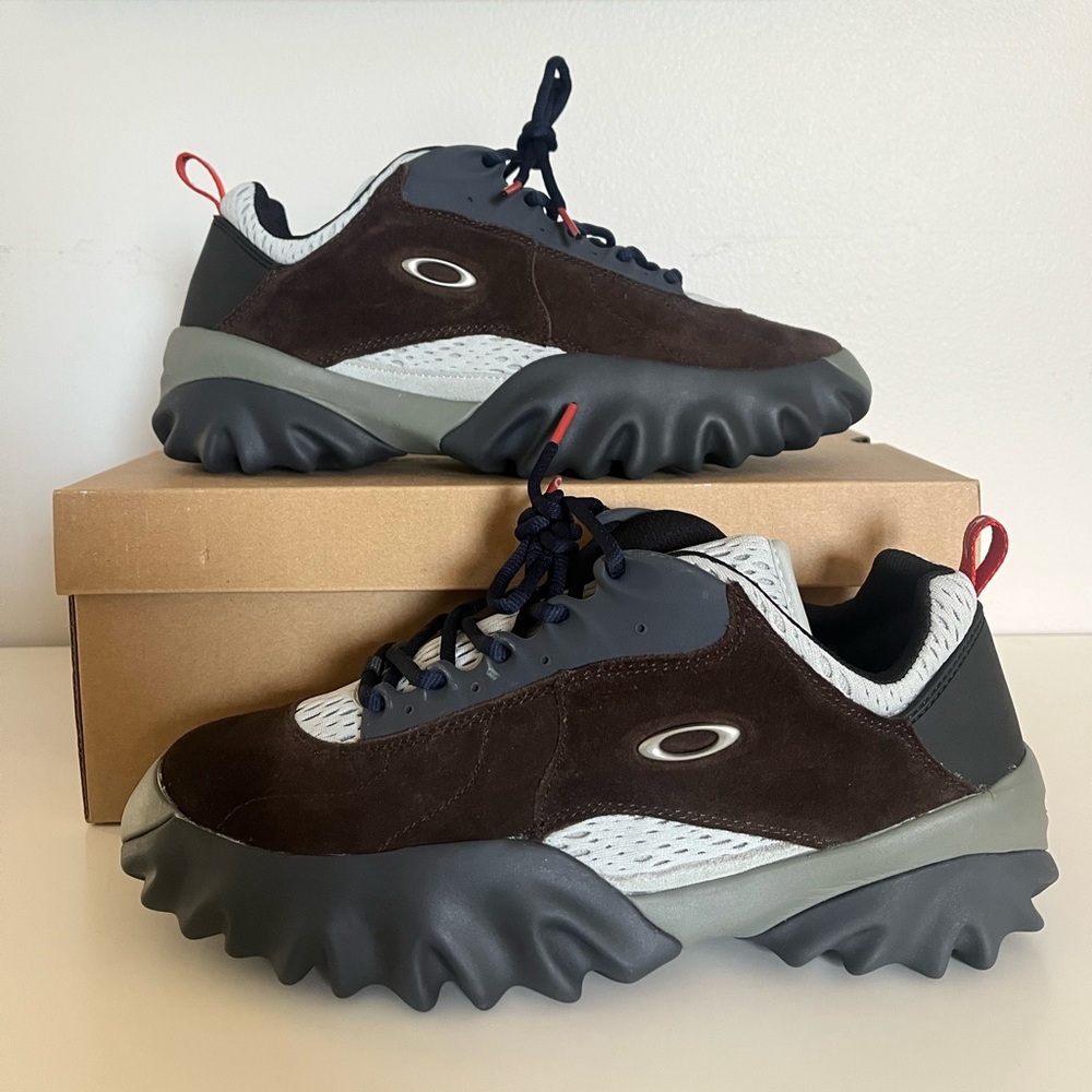 Oakley Factory Team Chop Saw Brain Dead Brown, Used (Size US Men’s 9.5)